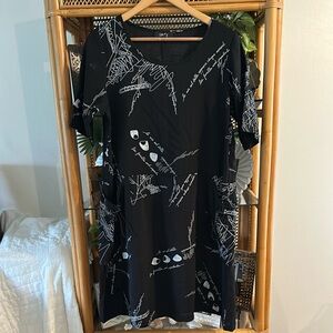 NWOT COMFY USA Black Graphic Print Womens Dress‎